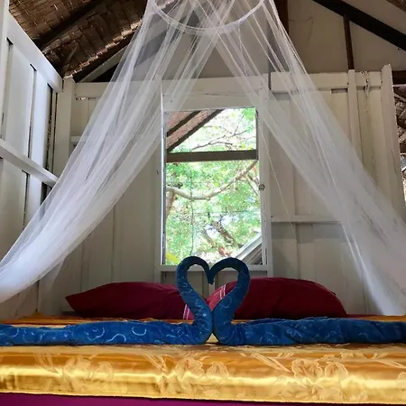 Rasta Baby Bar & Bungalows - Suitable For Young Travelers Koh Phayam Exterior foto